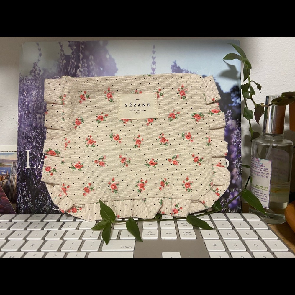 Sezane floral pouch New
